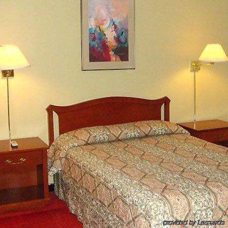 Faulds Motel Сарниа Стая снимка